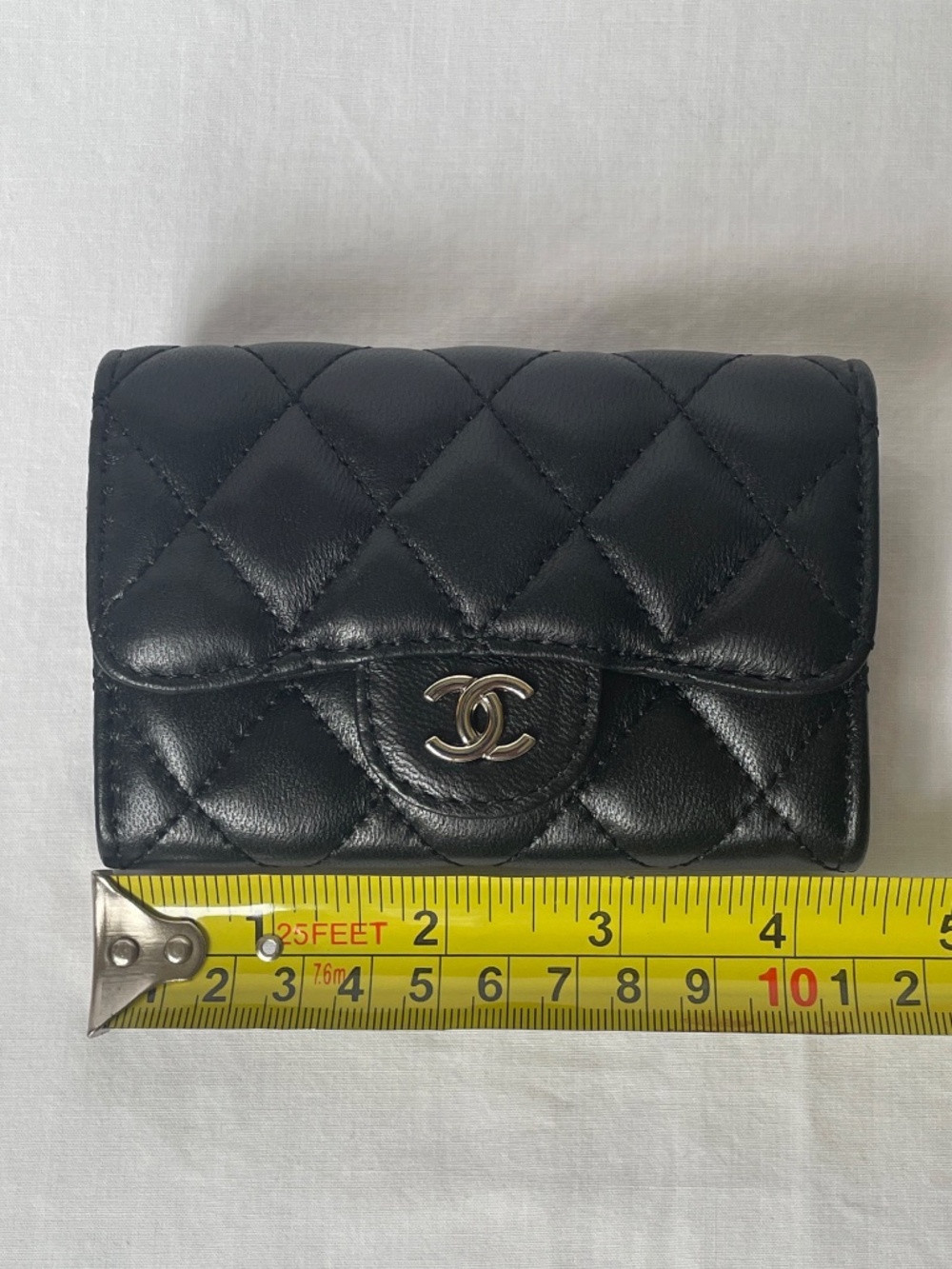 Chanel GWP Small Quilted Change Purse Card Holder Wallet - Picture 10 of 11